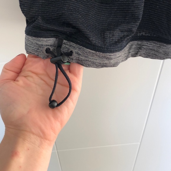 Lululemon tank top - Picture 4 of 5